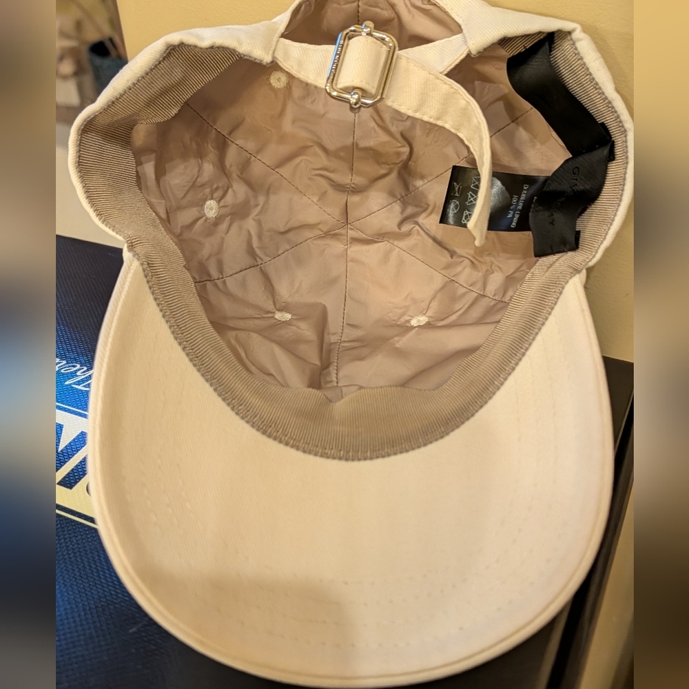 Givenchy Ivory Curved Cap - Picture 13 of 16